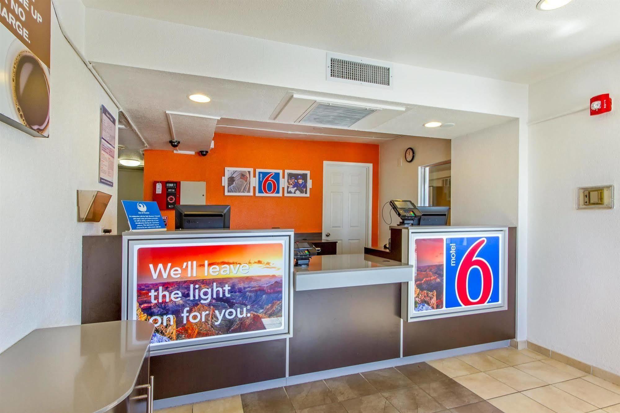 Motel 6-Phoenix, Az - North Bell Road ภายนอก รูปภาพ