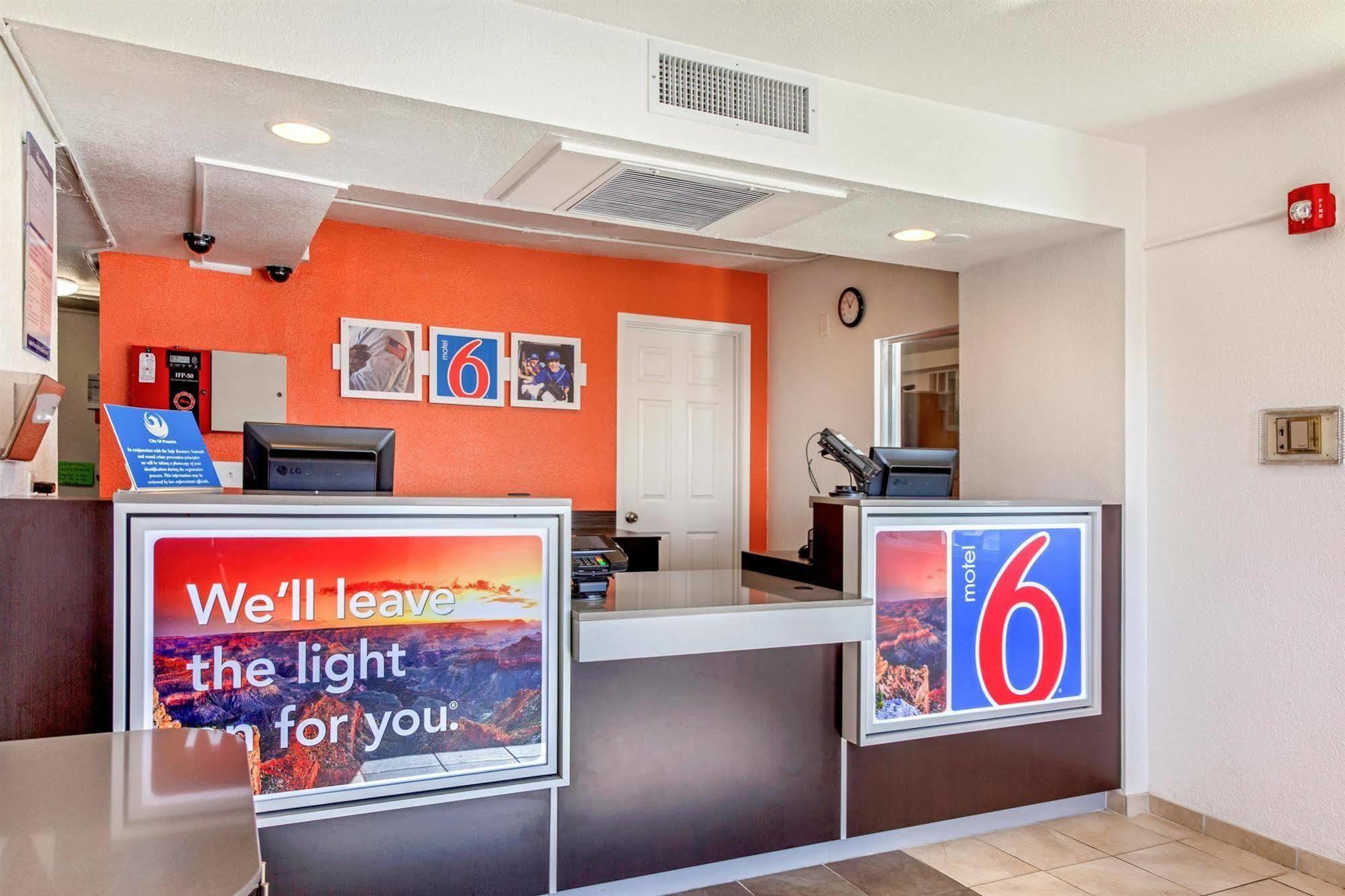 Motel 6-Phoenix, Az - North Bell Road ภายนอก รูปภาพ